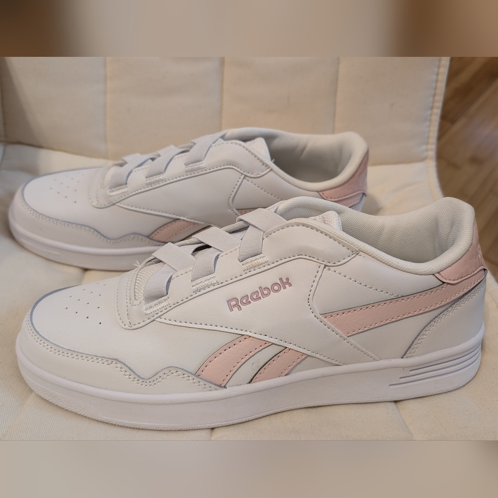 NWOT Reebok Women Shoes - Royal Techque T Elastic